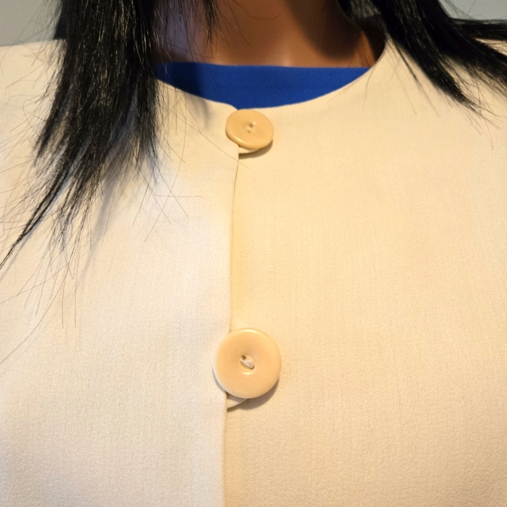 Rena Rowan Woman’s White Jacket, Loop Buttons, Cl… - image 5